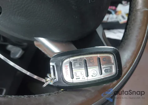 2017 Chrysler Pacifica Limited z USA, uszkodzony, nr VIN 2C4RC1GG7HR513481